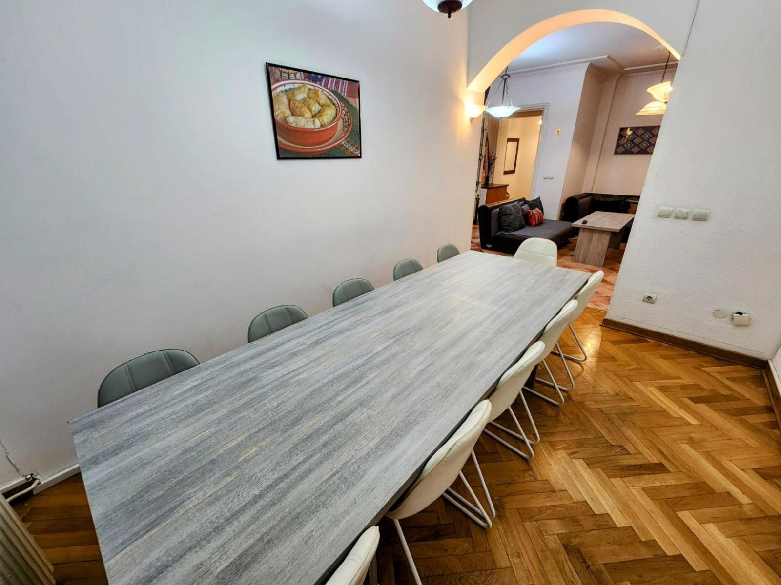 Authentic Belgrade Centre Apartments For Large Groups, Republic Square - Up To 47 People In 5 Apartments Phòng bức ảnh