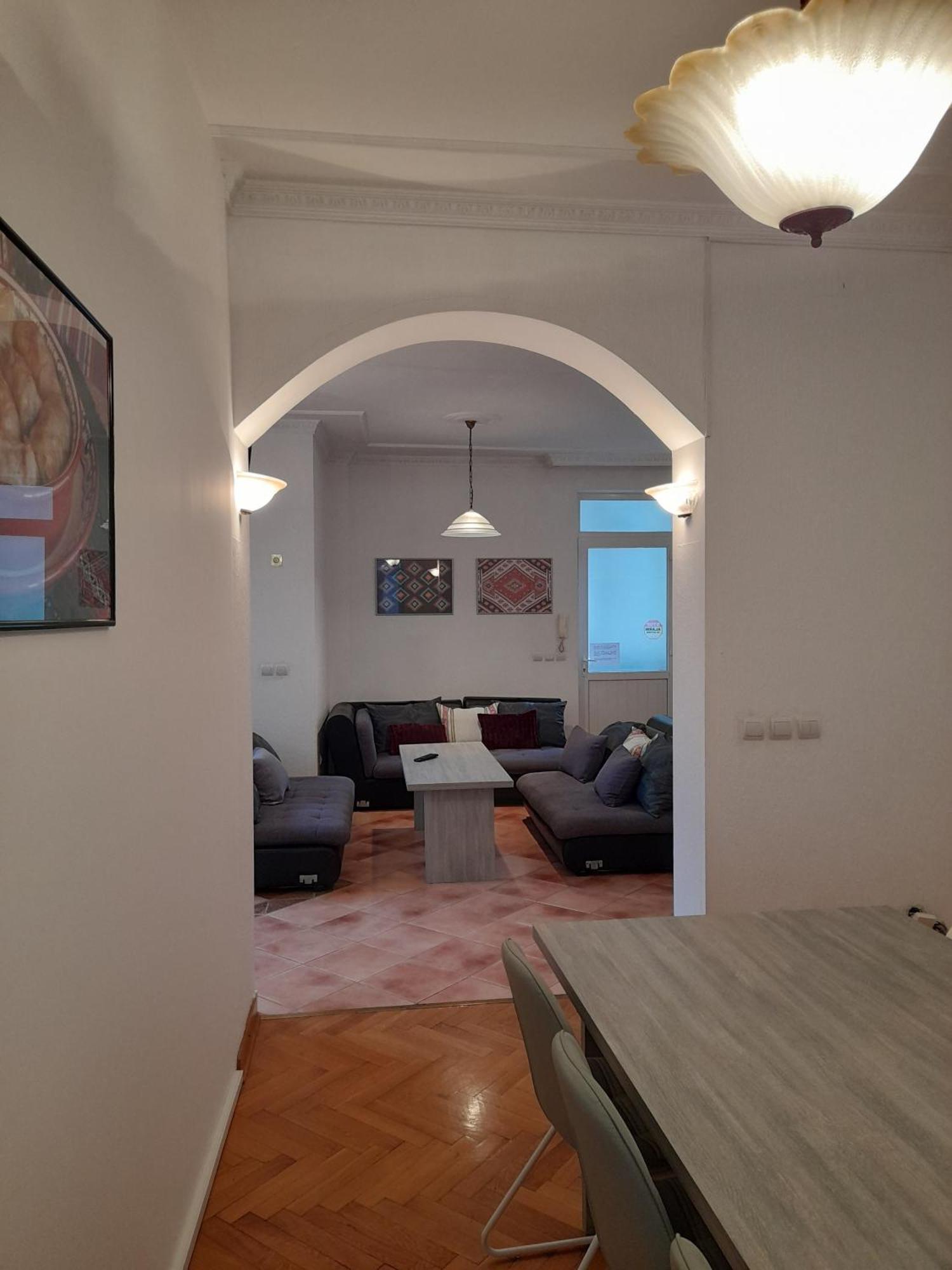 Authentic Belgrade Centre Apartments For Large Groups, Republic Square - Up To 47 People In 5 Apartments Phòng bức ảnh