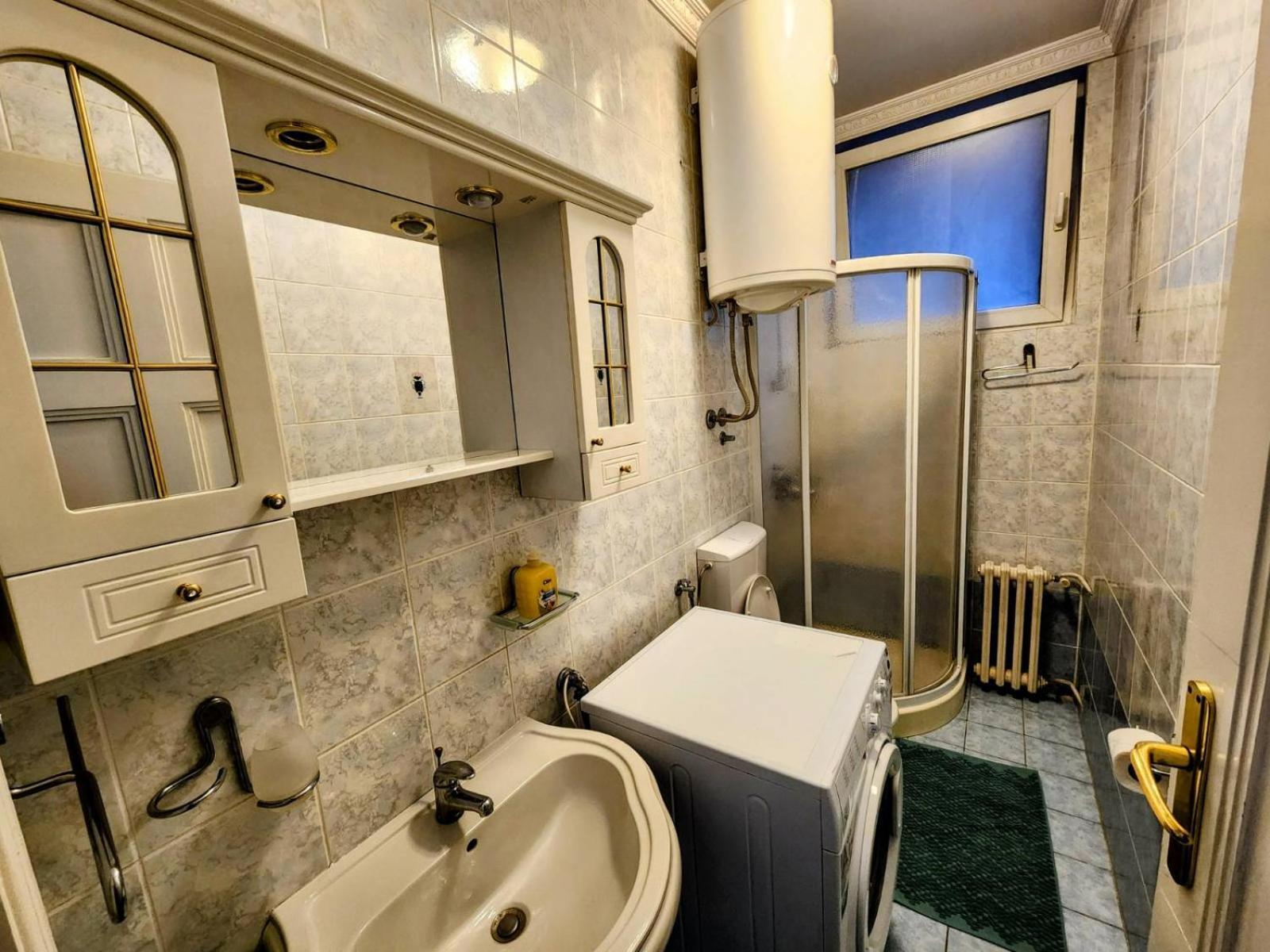 Authentic Belgrade Centre Apartments For Large Groups, Republic Square - Up To 47 People In 5 Apartments Phòng bức ảnh